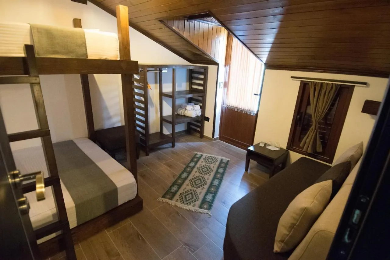 Kale Guesthouse Gjirokastër
