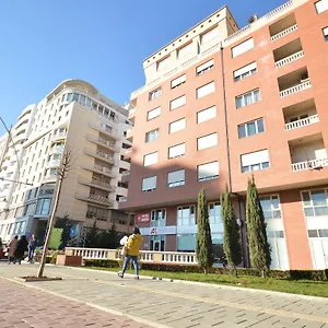 Oresti Center 3*, Tirana Albanië